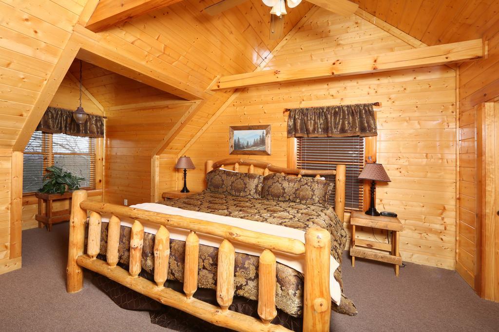 Rising Eagle Lodge - Eight Bedroom Pigeon Forge Exterior photo