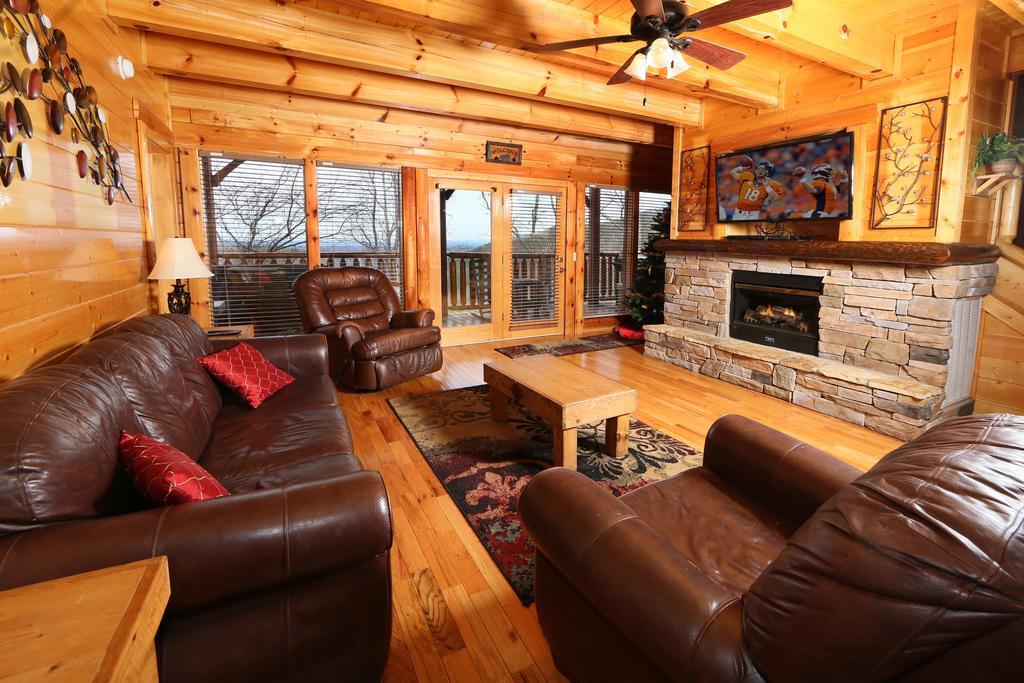Rising Eagle Lodge - Eight Bedroom Pigeon Forge Exterior photo